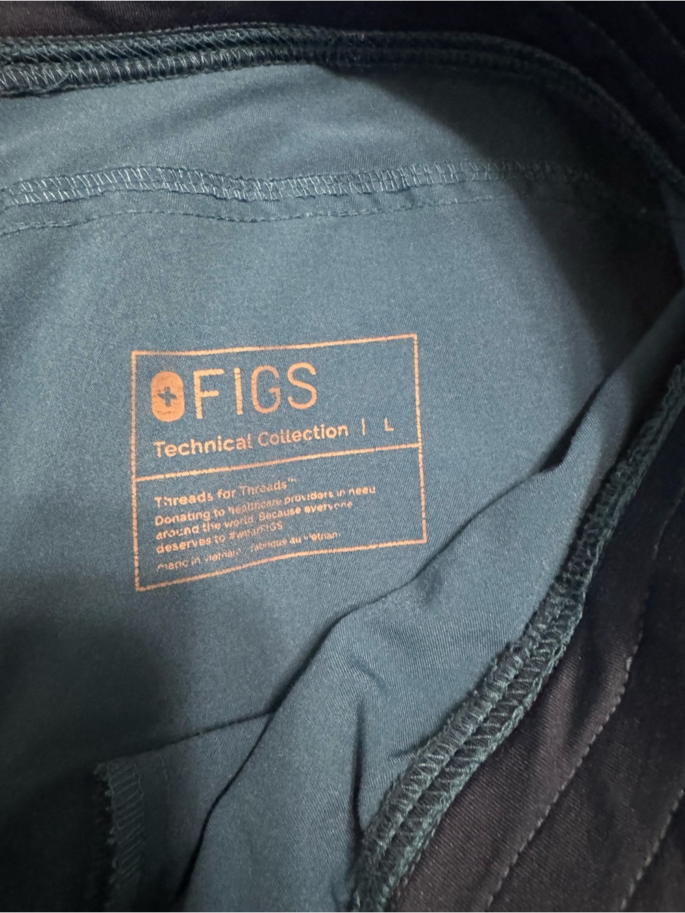 FIGS Women’s Technical scrub set in Deep Teal